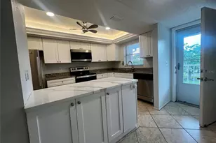3981 Maceachen Blvd, Sarasota, FL 34233 - Photo 3