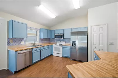 4532 Wild Plum Lane, Lutz, FL 33558 - Photo 5