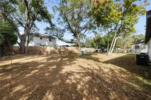 1220 E 142nd Ave, Tampa, FL 33613 - Photo 19