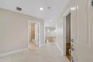 12033 Gandy Blvd N, Saint Petersburg, FL 33702 - Photo 5