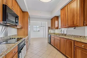 12033 Gandy Blvd N, Saint Petersburg, FL 33702 - Photo 19