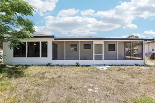 104 E Grapefruit Cir, Clearwater, FL 33759 - Photo 17