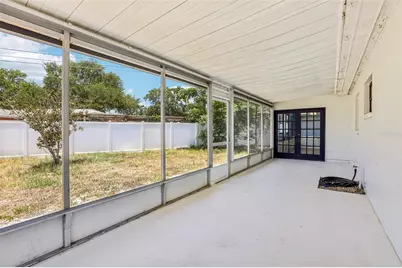 104 E Grapefruit Circle, Clearwater, FL 33759 - Photo 15