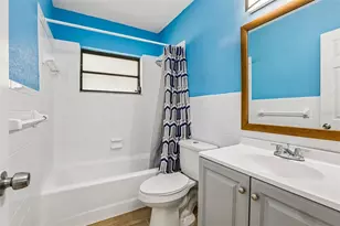 104 E Grapefruit Cir, Clearwater, FL 33759 - Photo 11