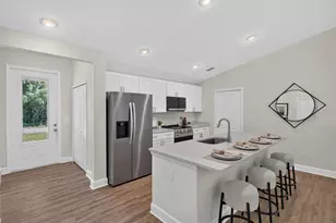 18367 Buttercup Ave, Port Charlotte, FL 33954 - Photo 13