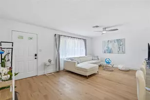 1318 S Hillcrest Ave, Clearwater, FL 33756 - Photo 9