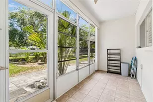 8220 112th St, Seminole, FL 33772 - Photo 21