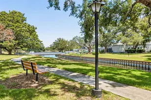 8220 112th St, Seminole, FL 33772 - Photo 27
