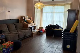10005 Hunt Cliff Dr, Riverview, FL 33569 - Photo 7