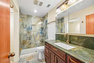 300 90th Ave NE, Saint Petersburg, FL 33702 - Photo 39