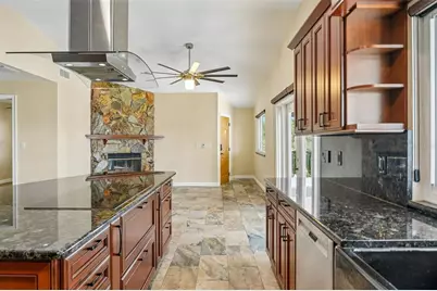 300 90th Avenue NE, Saint Petersburg, FL 33702 - Photo 35