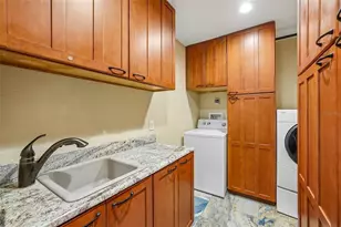 300 90th Ave NE, Saint Petersburg, FL 33702 - Photo 43