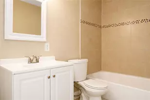 9412 N Elmer St, Tampa, FL 33612 - Photo 7