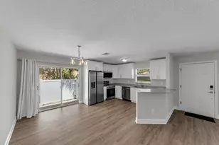 3821 E Norfolk St, Tampa, FL 33604 - Photo 11