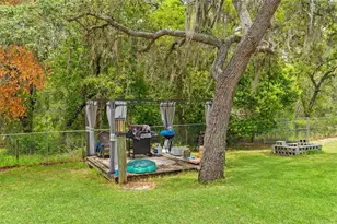 7876 Ridge Rd, Weeki Wachee, FL 34613 - Photo 45