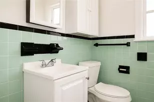 3725 18th St N, Saint Petersburg, FL 33713 - Photo 7