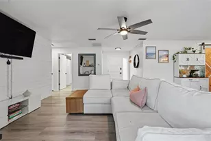 2061 Fair Oak Dr, Clearwater, FL 33763 - Photo 9