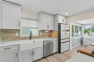 2061 Fair Oak Dr, Clearwater, FL 33763 - Photo 7