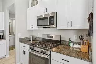 9415 Lemon Drop Loop, Sun City Center, FL 33573 - Photo 11