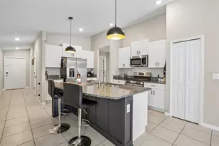 9415 Lemon Drop Loop, Sun City Center, FL 33573 - Photo 15