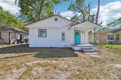 2111 E Ellicott Street, Tampa, FL 33610 - Photo 1