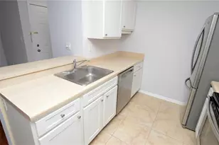 10263 Gandy Blvd N, Saint Petersburg, FL 33702 - Photo 9