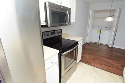 10263 Gandy Boulevard N #2116, Saint Petersburg, FL 33702 - Photo 11