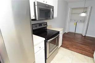 10263 Gandy Blvd N, Saint Petersburg, FL 33702 - Photo 11