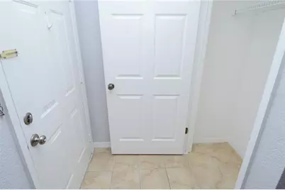 10263 Gandy Boulevard N #2116, Saint Petersburg, FL 33702 - Photo 3