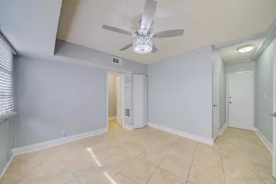 3315 58th Avenue S #306, Saint Petersburg, FL 33712 - Photo 13