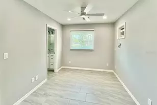 4306 Porpoise Dr, Tampa, FL 33617 - Photo 13