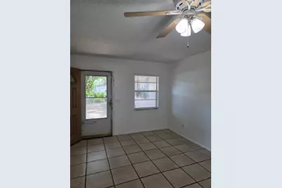 3074 Pine Tree Avenue #B, Largo, FL 33771 - Photo 19