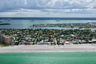 835 Bruce Ave, Clearwater Beach, FL 33767 - Photo 9