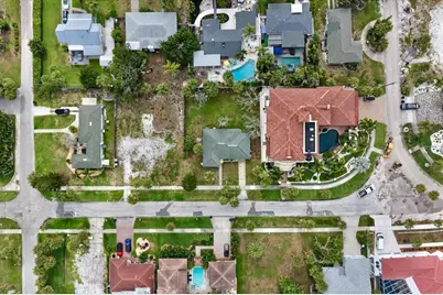 835 Bruce Avenue, Clearwater Beach, FL 33767 - Photo 3