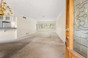 230 Garden Cir, Belleair, FL 33756 - Photo 3