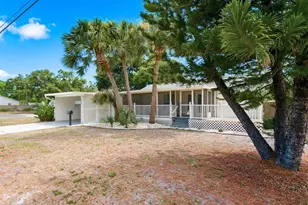 7201 5th Ave N, Saint Petersburg, FL 33701 - Photo 1