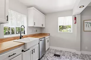 7201 5th Ave N, Saint Petersburg, FL 33701 - Photo 13