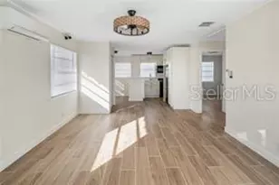 1301 26th Ave S, Saint Petersburg, FL 33705 - Photo 9