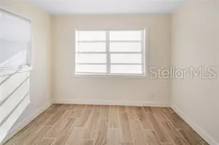 1301 26th Ave S, Saint Petersburg, FL 33705 - Photo 13