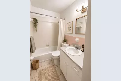 7310 Filbert Lane, Tampa, FL 33637 - Photo 9