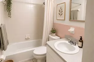 7310 Filbert Ln, Tampa, FL 33637 - Photo 9