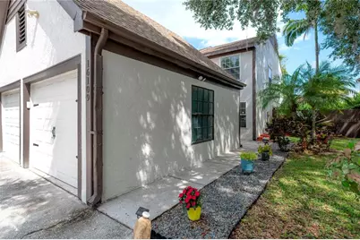 16109 Dawnview Drive, Tampa, FL 33624 - Photo 9