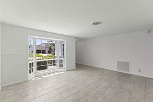 4960 Dover St NE, Saint Petersburg, FL 33703 - Photo 5