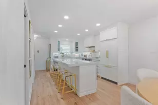 4966 Coquina Key Dr SE, Saint Petersburg, FL 33701 - Photo 5