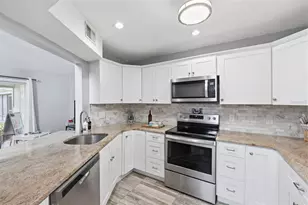 500 New York Ave, Dunedin, FL 34698 - Photo 5