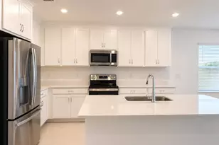 9706 Last Lgt Gln, Parrish, FL 34219 - Photo 5
