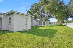 1525 Oakview Cir SE, Winter Haven, FL 33880 - Photo 31