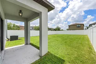 7423 Clary Sage Ave, Tampa, FL 33619 - Photo 39