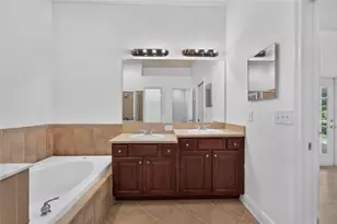 1143 Wrightswynde Ct, Wesley Chapel, FL 33543 - Photo 19