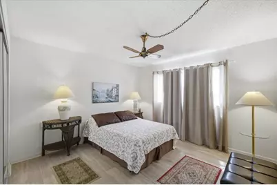 7050 Sunset Drive S #216, Saint Petersburg, FL 33707 - Photo 13